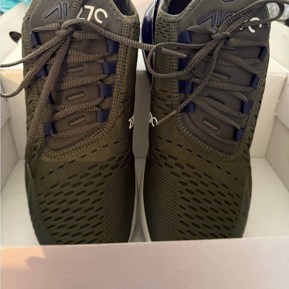 Nike Air Max 270 cargo khaki/light bone
